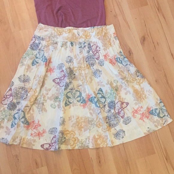 h&m floral patterned skirt size 6 - Picture 2 of 4
